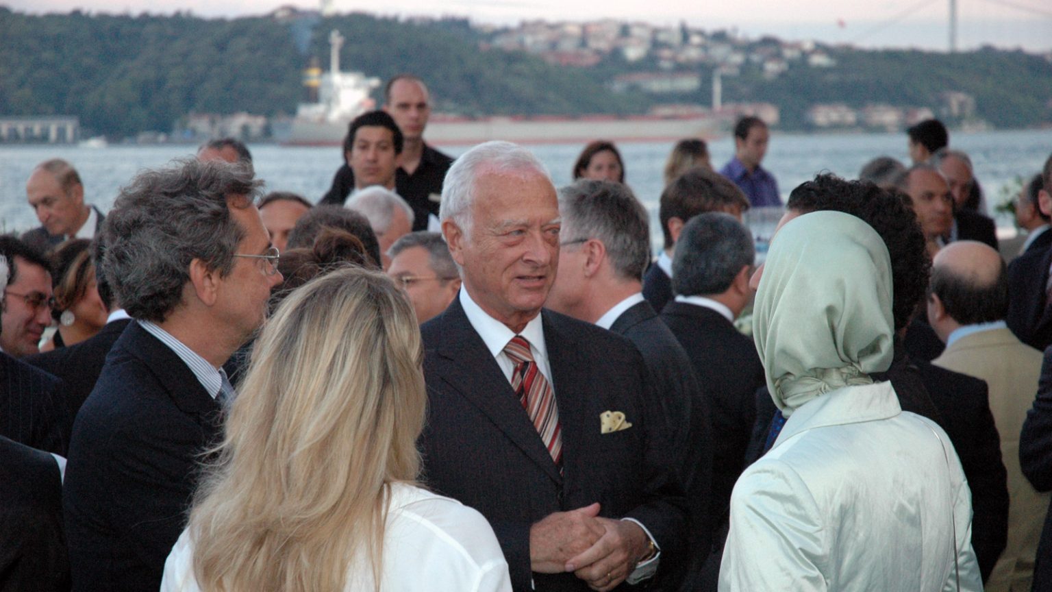 Rothschild & Co Dr. Argüden